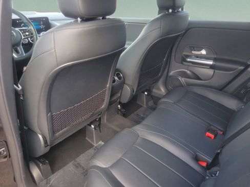 Certified 2023 Mercedes-Benz GLA 250 image 14