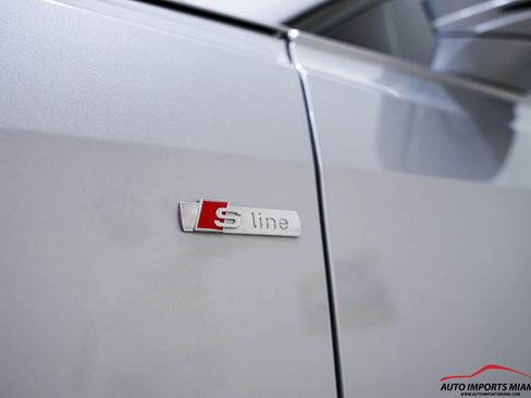 Used 2022 Audi A8 L 3.0T w/ Executive Package image 8