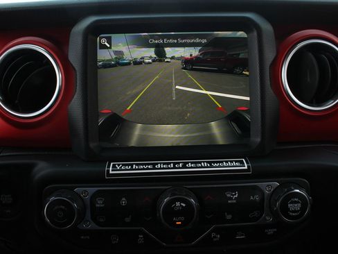 Used 2020 Jeep Gladiator Rubicon AWD/4WD image 31