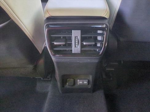Used 2024 Lexus NX 350 AWD image 17