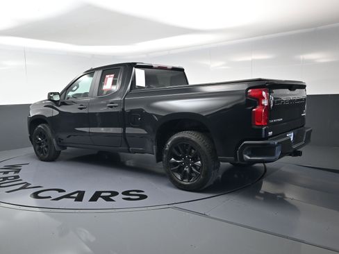 Used 2019 Chevrolet Silverado 1500 Custom w/ Custom Value Package image 7