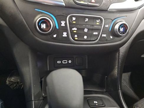 Used 2024 Chevrolet Equinox LT image 15
