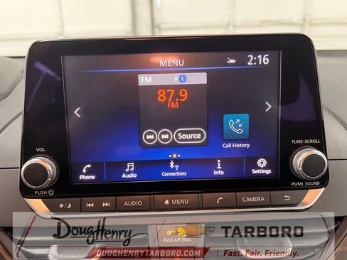 Used 2025 Nissan Altima 2.5 SV FWD image 45