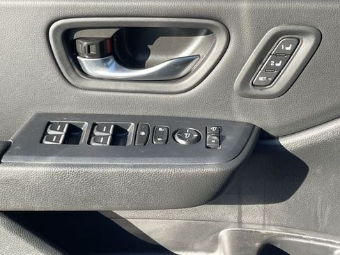 Used 2025 Honda Pilot Black Edition image 24