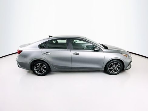 Used 2024 Kia Forte LXS FWD image 10