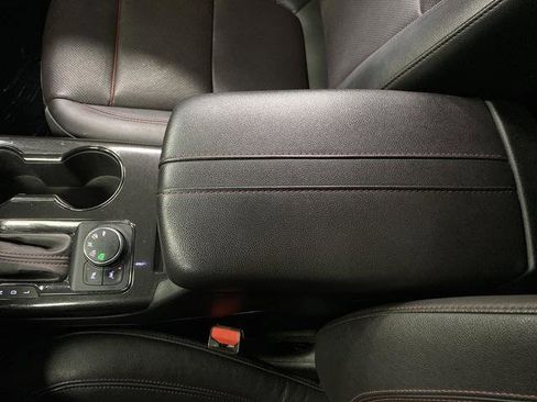 Used 2019 Chevrolet Blazer RS image 21