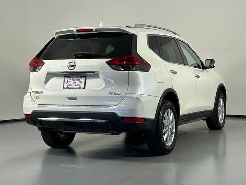 Used 2019 Nissan Rogue SV AWD/4WD image 7