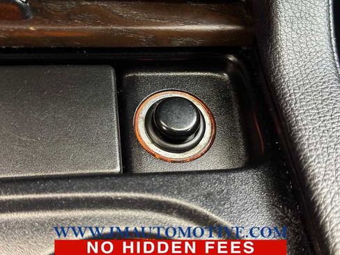 Used 2016 Mercedes-Benz GL 450 4MATIC image 38