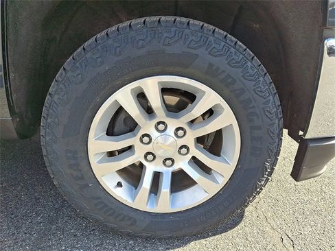 Used 2019 Chevrolet Silverado 1500 LT w/ All Star Edition image 8