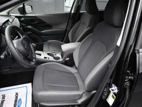 Used 2025 Subaru Crosstrek 2.5i Premium AWD/4WD image 10