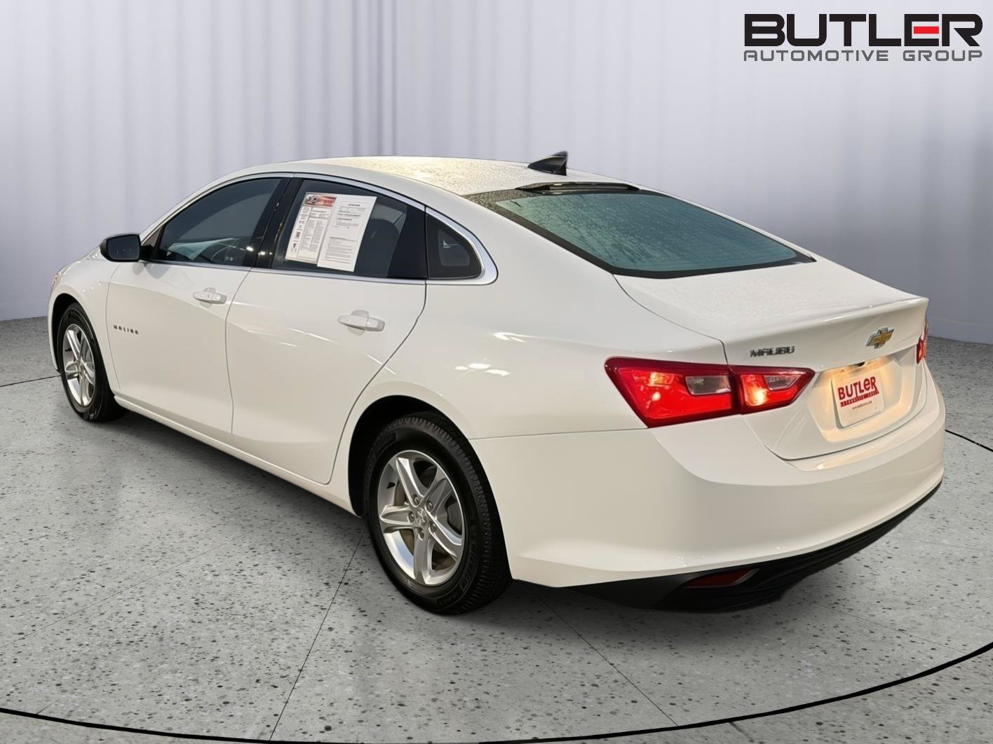 Used 2023 Chevrolet Malibu LS FWD image 4