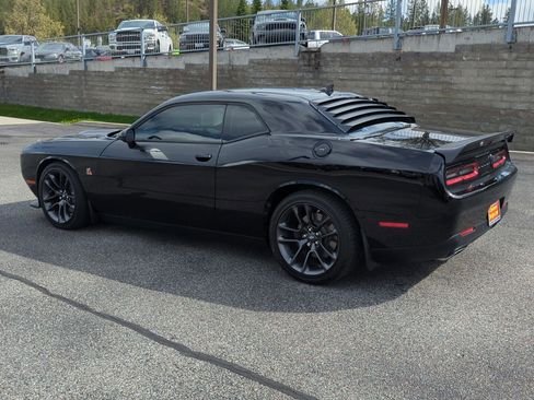 Used 2021 Dodge Challenger R/T Scat Pack w/ Plus Package RWD image 4