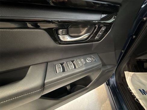 Used 2025 Honda CR-V EX-L image 15