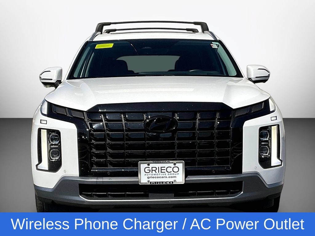 Used 2023 Hyundai Palisade Limited AWD/4WD image 2