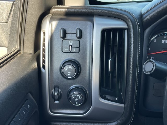 Used 2018 GMC Sierra 1500 SLT w/ Suspension Package, Off-Road AWD/4WD image 20