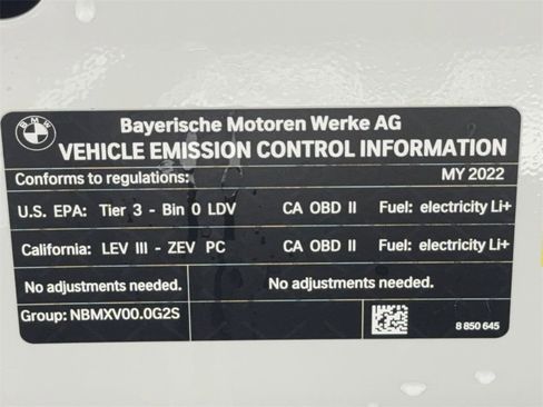 Used 2022 BMW i4 eDrive40 image 60