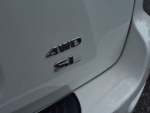 Used 2019 Nissan Pathfinder SL AWD/4WD image 31