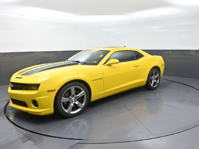 Used 2011 Chevrolet Camaro SS w/ RS Package RWD image 3