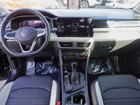 New 2025 Volkswagen Taos SEL image 26