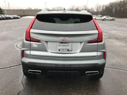 Certified 2025 Cadillac XT4 Premium Luxury image 5