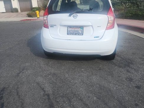 Used 2016 Nissan Versa Note SV FWD image 6