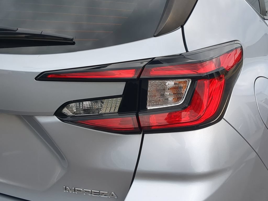 Certified 2024 Subaru Impreza 2.0i AWD/4WD image 8
