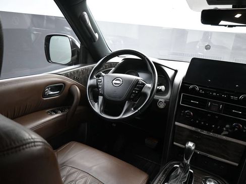 Used 2021 Nissan Armada Platinum w/ Captain's Chairs Package RWD image 9