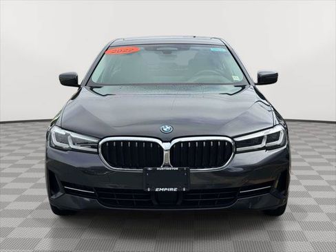 Used 2022 BMW 530e xDrive w/ Executive Package AWD/4WD image 2