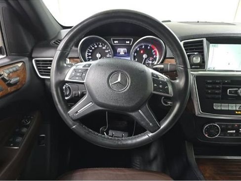 Used 2014 Mercedes-Benz ML 350 4MATIC image 4