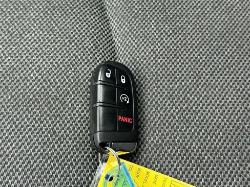 Used 2017 FIAT 500X Pop w/ Pop Popular Equipment Package AWD/4WD image 31