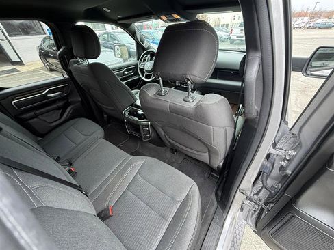 Used 2019 RAM 1500 Big Horn image 32