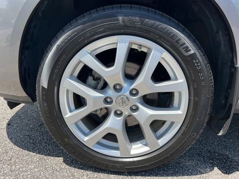 Used 2011 Nissan Rogue SV w/ SL Pkg FWD image 14