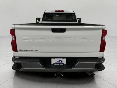 Used 2025 Chevrolet Silverado 2500 W/T w/ WT Convenience Package image 5