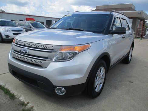 Used 2014 Ford Explorer 4WD image 2