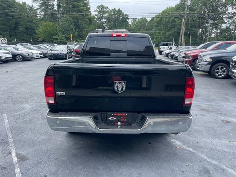 Used 2020 RAM 1500 Classic SLT w/ Luxury Group RWD image 7