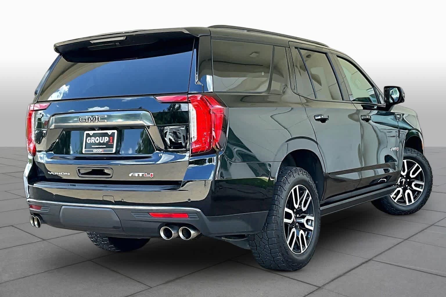 Used 2023 GMC Yukon AT4 w/ AT4 Premium Plus Package AWD/4WD image 12
