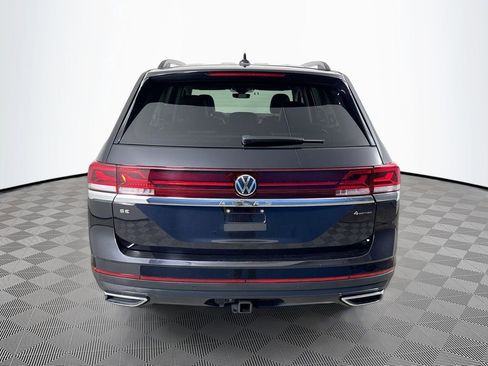 Used 2024 Volkswagen Atlas SE AWD/4WD image 7