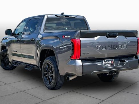 Used 2022 Toyota Tundra SR5 AWD/4WD image 12