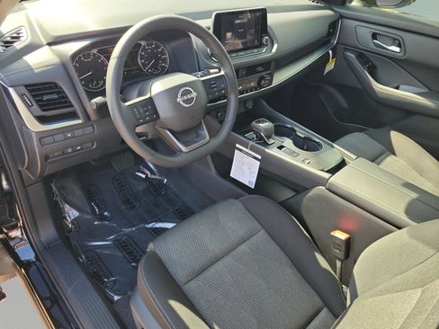 New 2026 Nissan Rogue SV w/ Cold Weather Package image 18