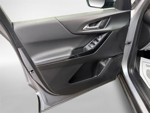 Certified 2025 Chevrolet Equinox LT w/ Convenience Package II image 14