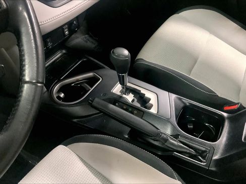 Used 2018 Toyota RAV4 XLE AWD/4WD image 17
