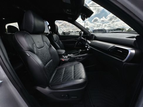 Used 2024 Kia Telluride SX Prestige X-Line AWD/4WD image 25