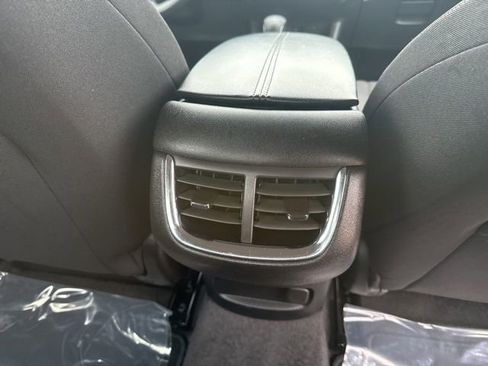 Used 2024 Chevrolet Malibu LT image 42