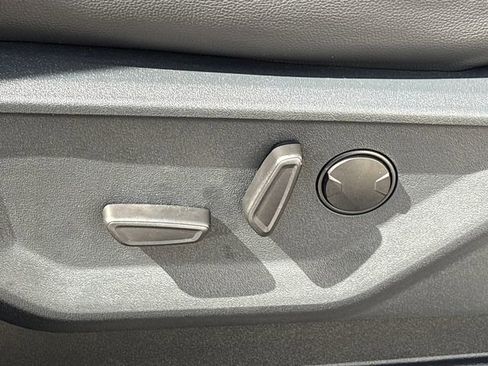 Certified 2025 Ford F150 Lariat AWD/4WD image 38