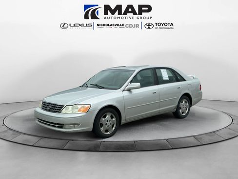 Used 2003 Toyota Avalon XLS FWD image 1