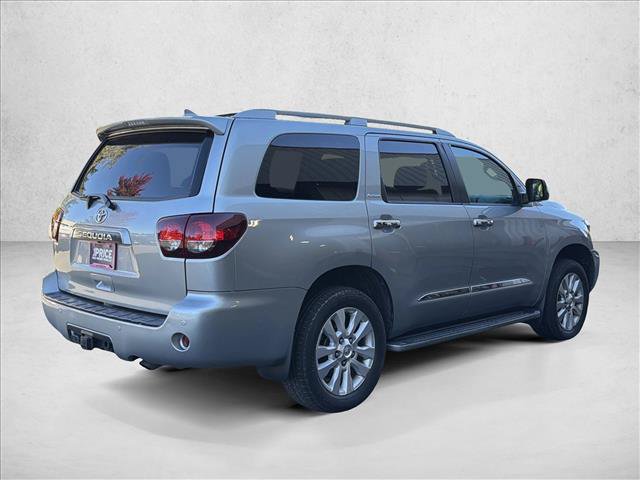 Used 2020 Toyota Sequoia Platinum AWD/4WD image 5