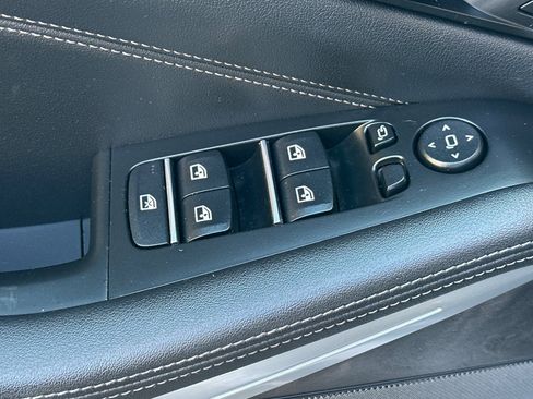 Used 2023 BMW X5 xDrive40i w/ Premium Package image 12