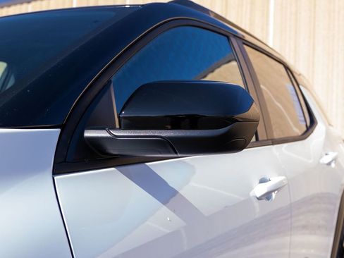 New 2026 Chevrolet Equinox LT w/ Midnight Edition image 11