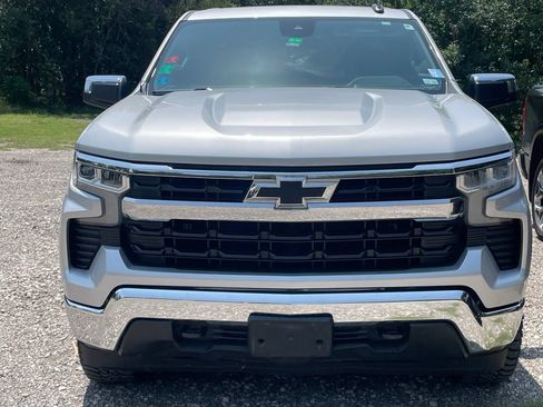 Used 2022 Chevrolet Silverado 1500 LT w/ LPO, Dark Essentials Package AWD/4WD image 2