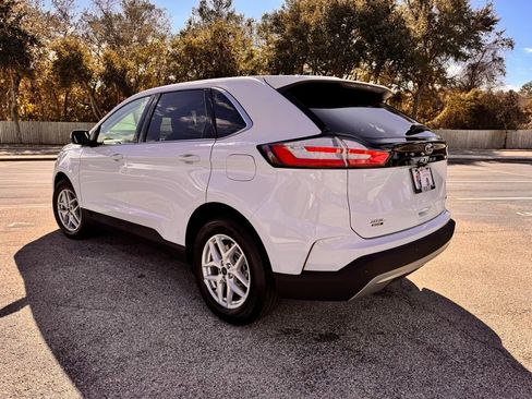 Used 2023 Ford Edge SEL image 6